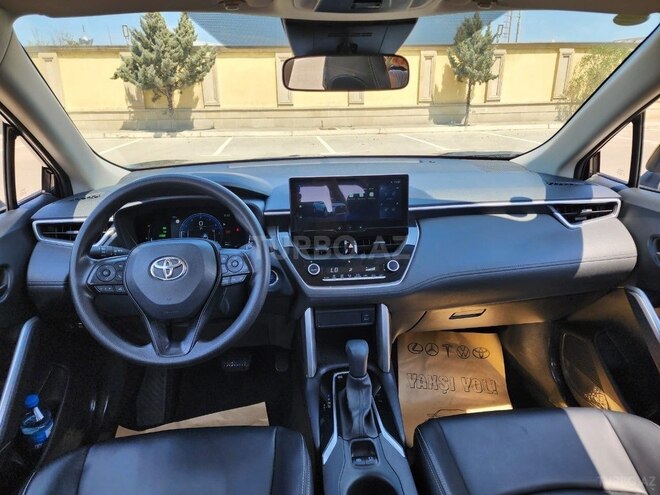 Toyota Corolla Cross 2023, 16,000 km - 2.0 l - Bakı
