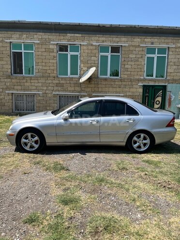 Mercedes C 240 2002, 395,000 km - 2.6 l - Bərdə