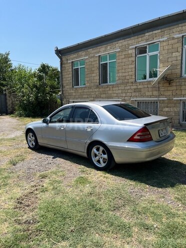 Mercedes C 240 2002, 395,000 km - 2.6 l - Bərdə