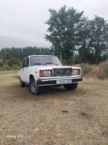 LADA (VAZ) 2107 2001, 90,000 km - 1.6 л - Qusar