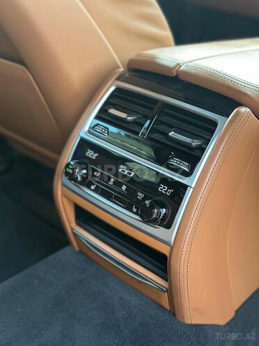 BMW 740Le 2018, 125,100 km - 2.0 l - Bakı