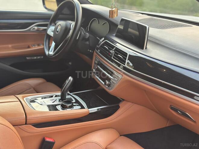 BMW 740Le 2018, 125,100 km - 2.0 l - Bakı