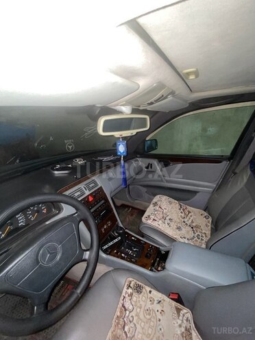 Mercedes E 320 1997, 220,000 km - 3.2 л - Sumqayıt
