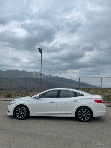 Hyundai Grandeur 2015, 240,000 km - 2.2 l - Bakı