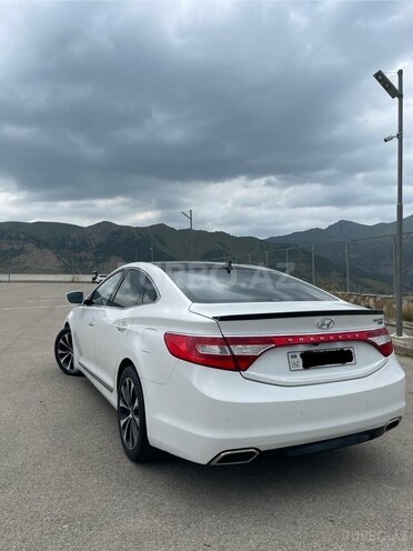 Hyundai Grandeur 2015, 240,000 km - 2.2 l - Bakı