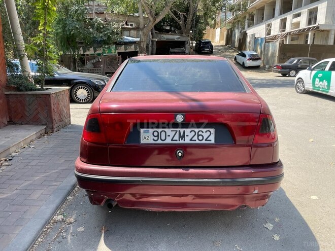 Volkswagen Polo 1995, 200,000 km - 1.4 l - Bakı
