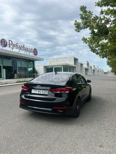 Hyundai Elantra 2018, 105,000 km - 2.0 л - Bakı