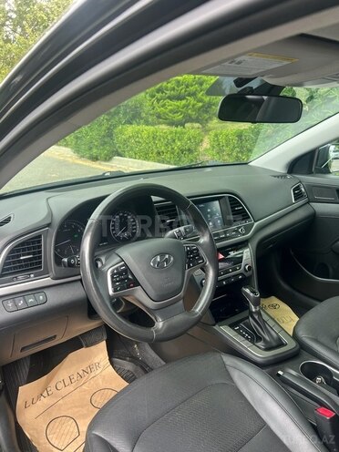 Hyundai Elantra 2018, 105,000 km - 2.0 л - Bakı