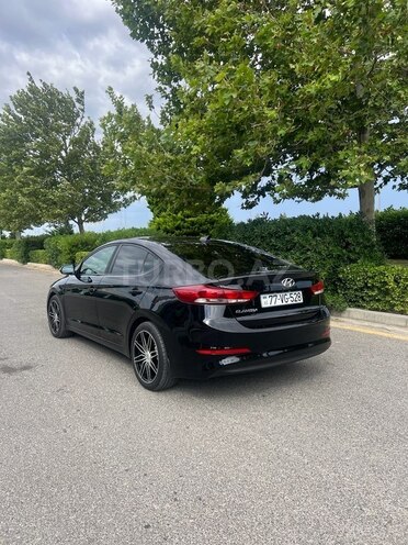 Hyundai Elantra 2018, 105,000 km - 2.0 л - Bakı
