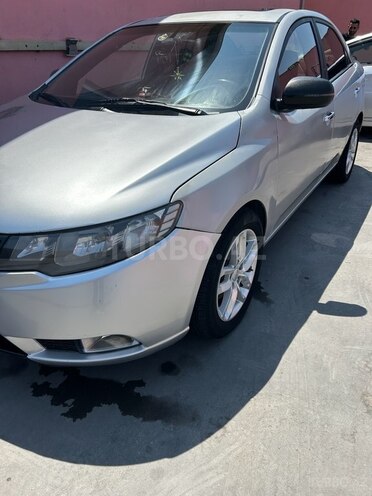 Kia Cerato 2011, 290,000 km - 2.0 l - Bakı