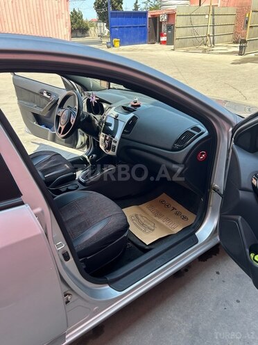 Kia Cerato 2011, 290,000 km - 2.0 l - Bakı