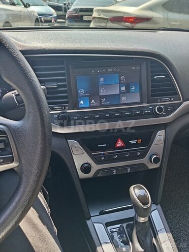 Hyundai Avante 2016, 131,000 km - 1.6 l - Bakı