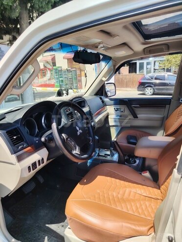 Mitsubishi Pajero 2007, 172,202 km - 3.0 л - Bakı