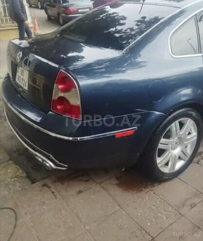 Volkswagen Passat 2004, 350,000 km - 1.8 l - Bakı
