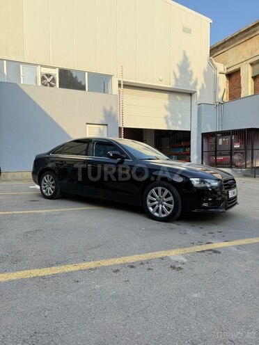 Audi A4 2014, 199,600 km - 1.8 l - Bakı