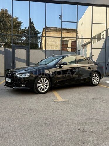 Audi A4 2014, 199,600 km - 1.8 l - Bakı