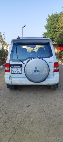 Mitsubishi Pajero io 2000, 330,000 km - 1.8 l - Cəlilabad