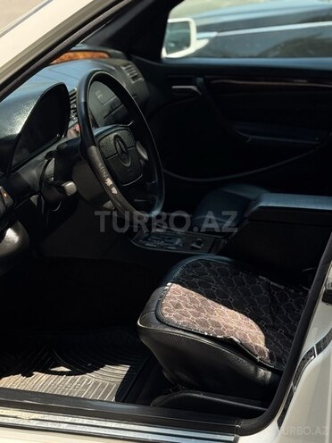 Mercedes C 230 1998, 300,000 km - 2.3 л - Bakı
