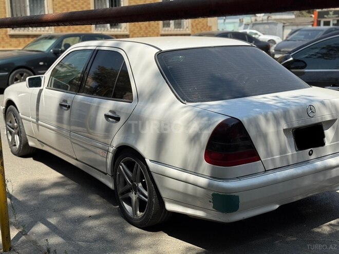 Mercedes C 230 1998, 300,000 km - 2.3 л - Bakı