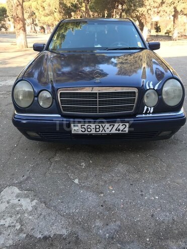 Mercedes E 320 1997, 220,000 km - 3.2 л - Sumqayıt