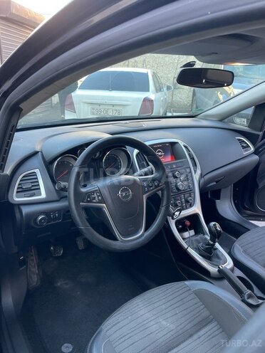 Opel Astra 2015, 340,852 km - 1.6 l - Bakı