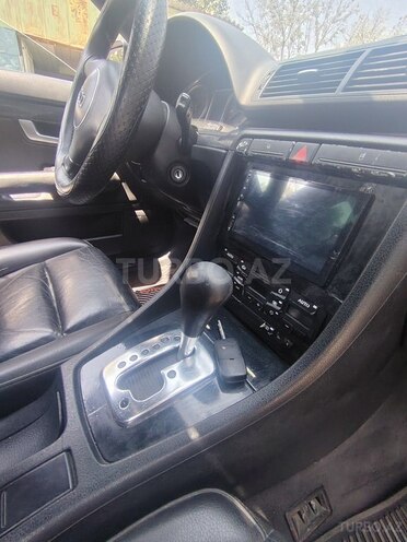 Audi A4 2003, 430,000 km - 1.8 л - Qəbələ