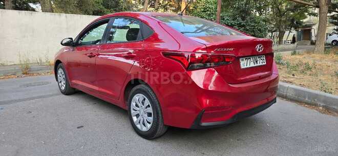 Hyundai Accent 2022, 68,995 km - 1.6 л - Bakı