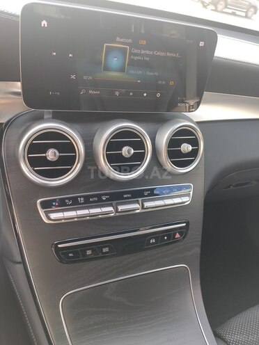 Mercedes GLC 200 4MATIC 2020, 27,300 km - 2.0 l - Bakı