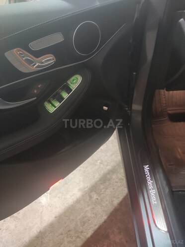 Mercedes GLC 200 4MATIC 2020, 27,300 km - 2.0 l - Bakı