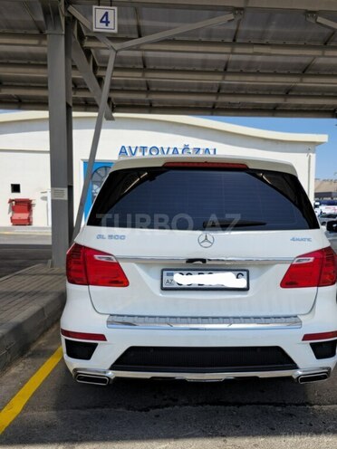 Mercedes GL 500 4MATIC 2013, 125,000 km - 4.7 l - Bakı