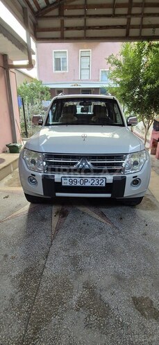 Mitsubishi Pajero 2011, 261,713 km - 3.5 л - Sumqayıt