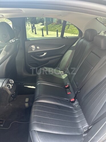 Mercedes E 300 4MATIC 2018, 157,000 km - 2.0 л - Bakı