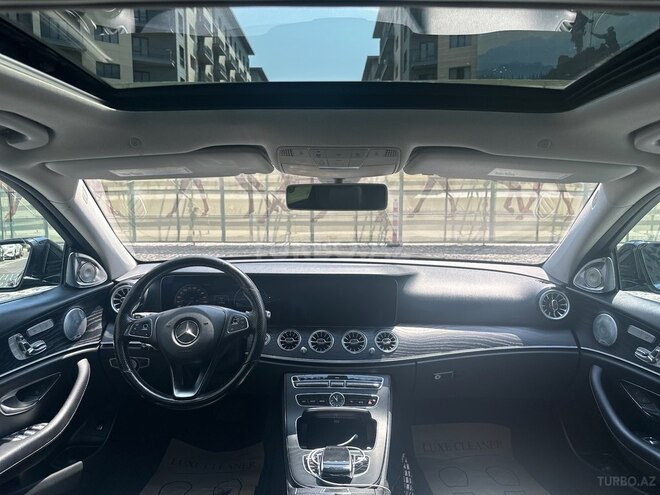 Mercedes E 300 4MATIC 2018, 157,000 km - 2.0 л - Bakı