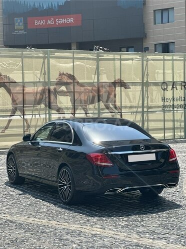 Mercedes E 300 4MATIC 2018, 157,000 km - 2.0 л - Bakı