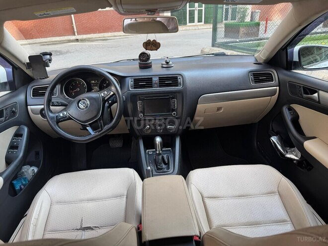 Volkswagen Jetta 2015, 228,527 km - 1.8 l - Bakı
