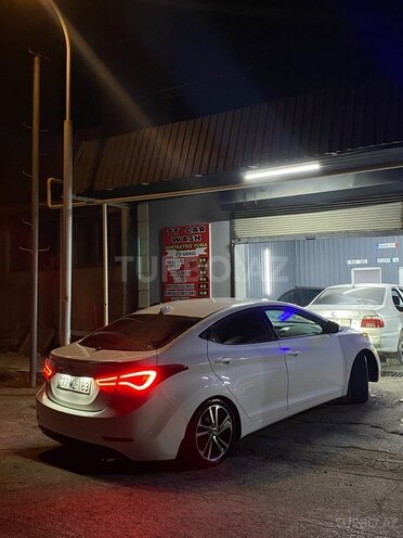 Hyundai Elantra 2015, 305,775 km - 1.8 l - Bakı