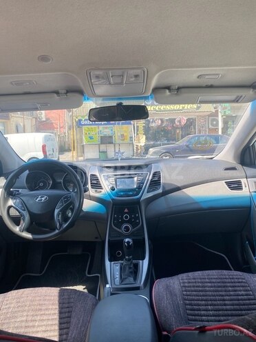 Hyundai Elantra 2015, 305,775 km - 1.8 l - Bakı