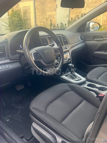 Hyundai Elantra 2017, 102,490 km - 2.0 l - Bakı