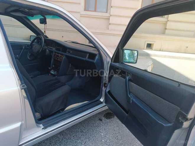Mercedes 190 1993, 305,358 km - 2.0 л - Bakı