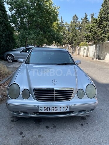Mercedes E 280 1999, 386,000 km - 2.8 l - Bakı
