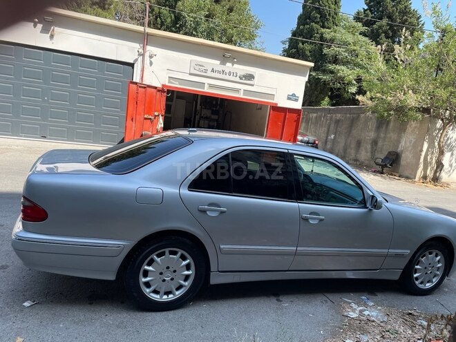 Mercedes E 280 1999, 386,000 km - 2.8 l - Bakı