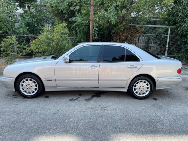 Mercedes E 280 1999, 386,000 km - 2.8 l - Bakı