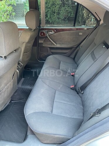 Mercedes E 280 1999, 386,000 km - 2.8 l - Bakı