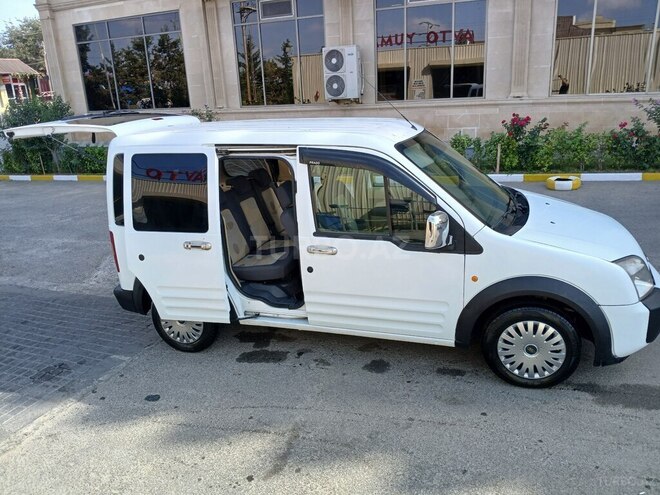 Ford Tourneo Connect 2008, 260,125 km - 1.8 л - Bakı