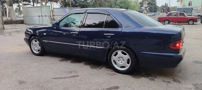 Mercedes E 240 1998, 398,200 km - 2.4 l - Bakı