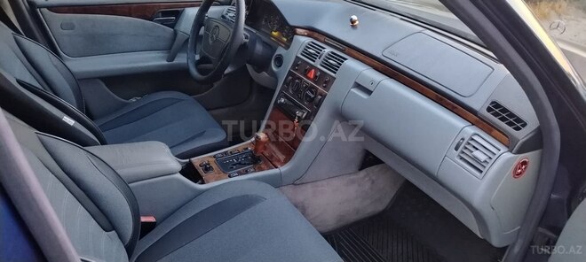 Mercedes E 240 1998, 398,200 km - 2.4 l - Bakı