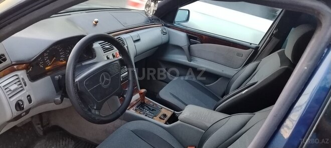 Mercedes E 240 1998, 398,200 km - 2.4 l - Bakı