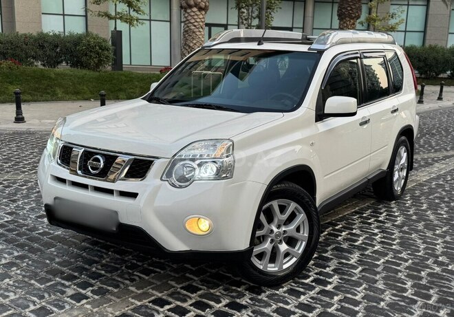 Nissan X-Trail 2014, 135,000 km - 2.5 l - Bakı