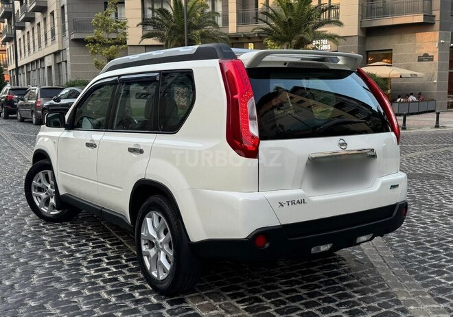 Nissan X-Trail 2014, 135,000 km - 2.5 l - Bakı