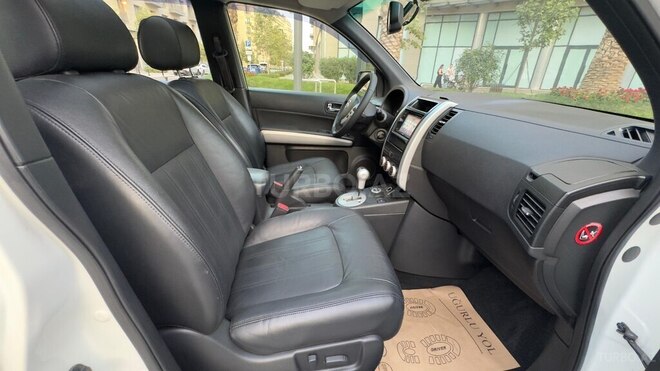 Nissan X-Trail 2014, 135,000 km - 2.5 l - Bakı